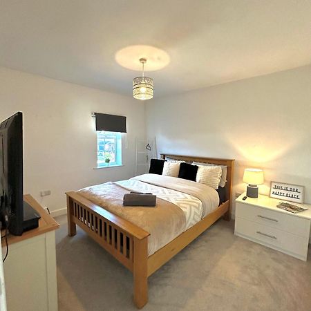 Luxury Countryside Stay - Waters Upton, Telford Exterior foto